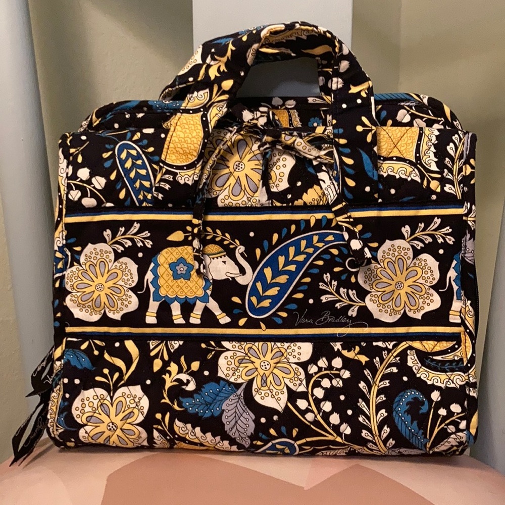 Vera Bradley travel organizer
